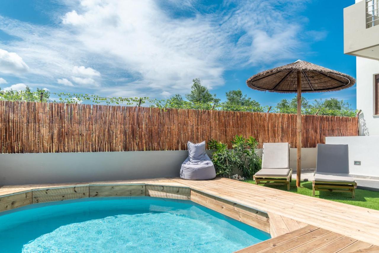 Modern House With Pool Near Beach Gazi Exteriör bild
