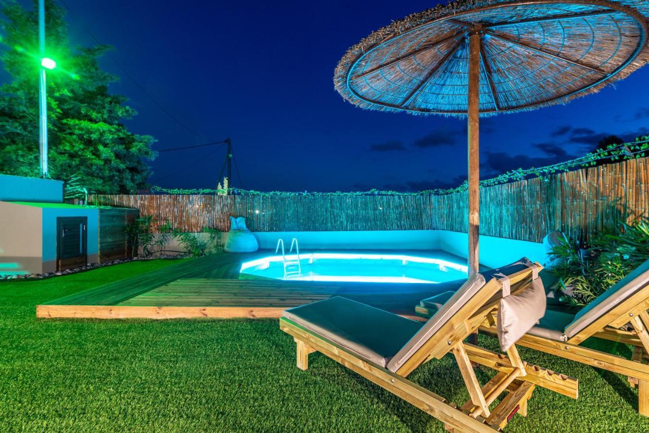Modern House With Pool Near Beach Gazi Exteriör bild